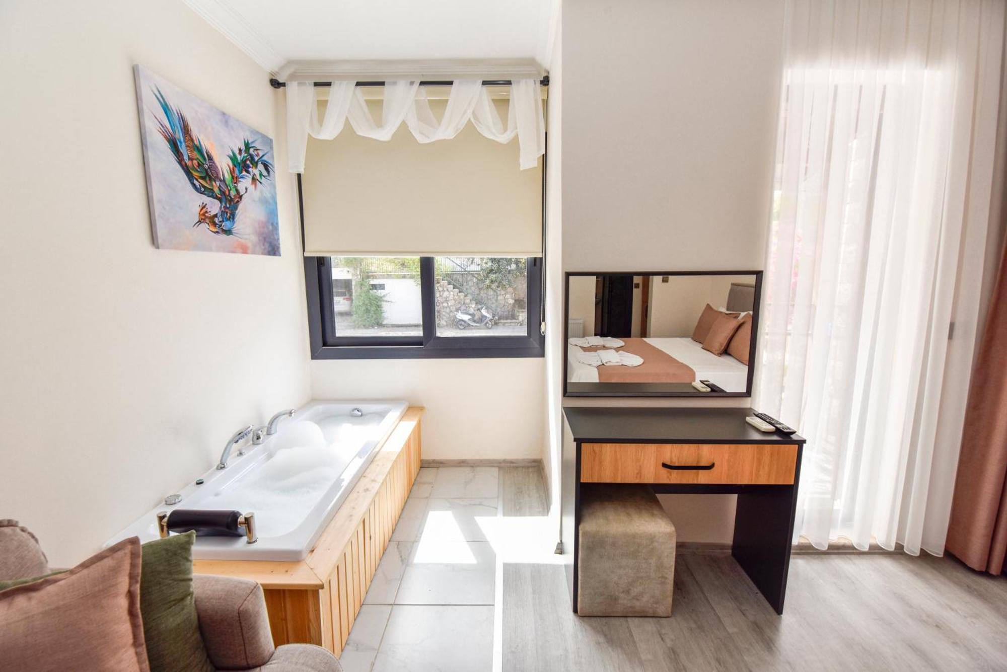 Mykonut Boutique Suites Fethiye Eksteriør billede